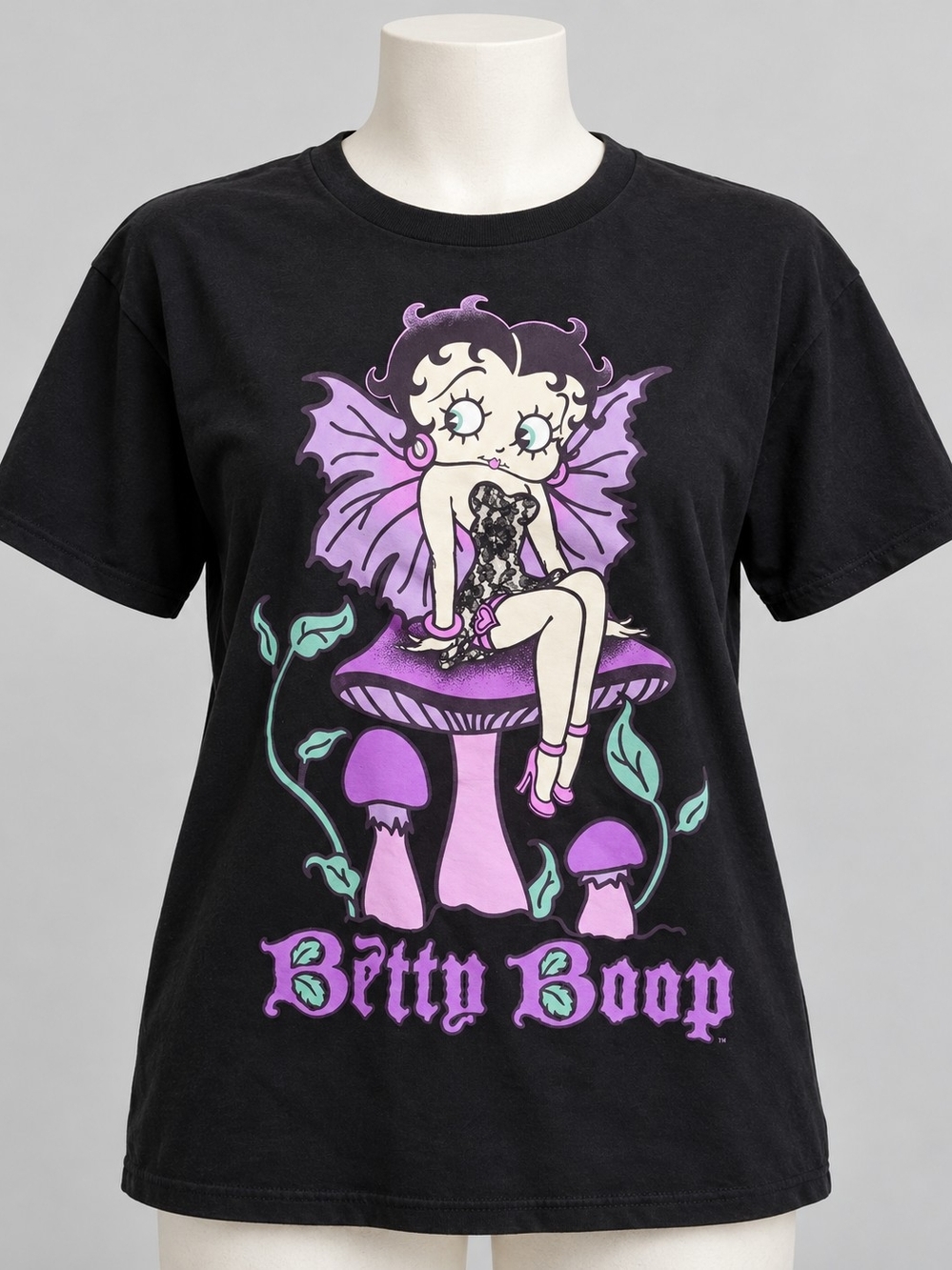 Betty Boop Mushroom Fairy Graphic Tee Large